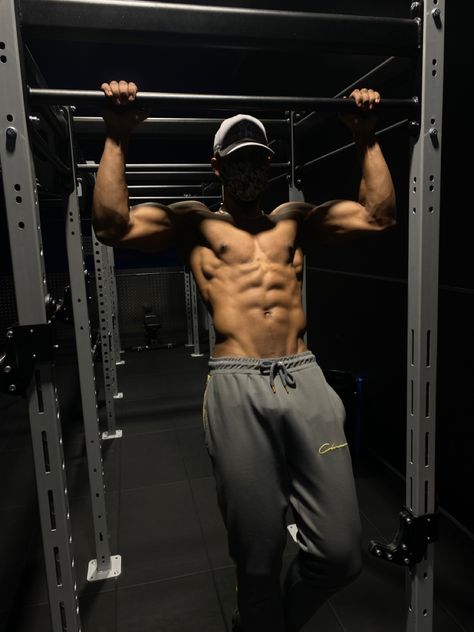 Muscle Guy, Magic Board, Posting Ideas, Motivation Sport, Gym Boy, Gym Aesthetic, Body Building Men, Men Photography, You Better Work