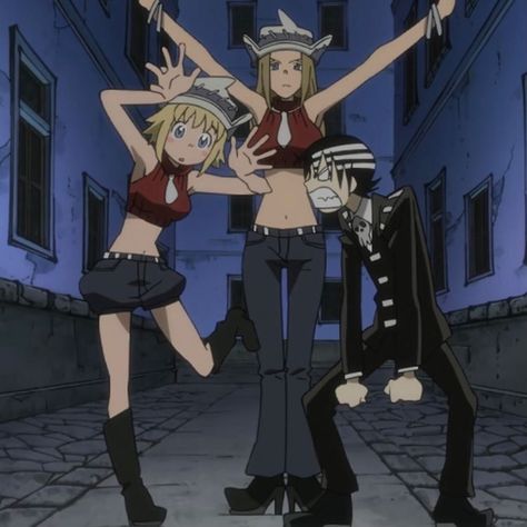 Liz And Patty Soul Eater, Soul Eater Screencaps, Soul Eater Kid, Soul Eater Cosplay, Soul And Maka, Soul Eater Manga, Anime Reccomendations, Soul Eater, Vintage Plaid