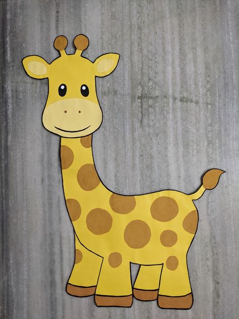 Construction Paper Giraffe, Animals Day Decoration In School, Yellow Colour Craft For Kids, Giraffe Paper Craft, Giraffe Crafts For Toddlers, Yellow Day Decoration In Preschool, Yellow Day Crafts For Kids, August Decor, Giraffe Tail