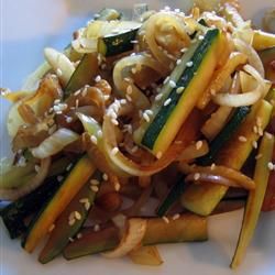 This zucchini and onion dish tastes just like hibachi.  Can add carrots & broccoli, too. Japanese Zucchini, Zucchini And Onions, Carrots Broccoli, Savory Bites, Quick Vegetarian Meals, Veggie Tales, Easy Zucchini, Japanese Recipes, Onion Recipes