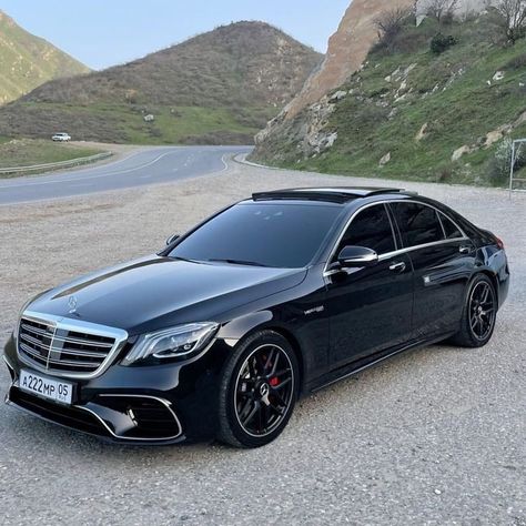 S550 Mercedes, Car Ride Aesthetic, Cars Gif, Dream Cars Lexus, Video Cars, Ride Aesthetic, Mercedes C180, Tmax Yamaha, Mercedes S550