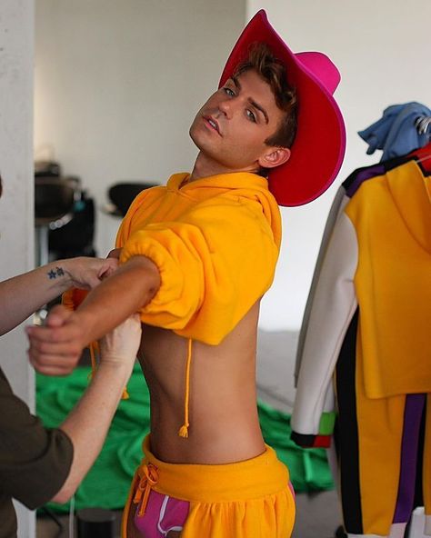 Garrett Clayton (@garrettclayton1) Garret Clayton, Garrett Clayton, Kiss, Crop Tops, Tumblr, Women's Top, Quick Saves