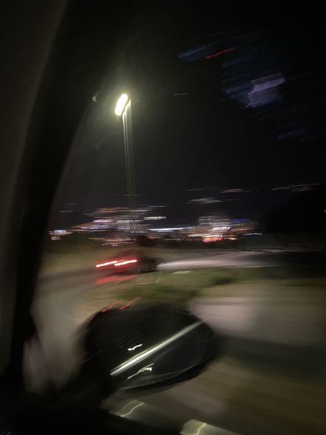 Night Time Sky Aesthetic, Outside Pictures Night, Obscure Aesthetic, Blurred Pics, Blurred Pictures, Blurred Wallpapers, Night Time Photos, Night Walking Aesthetic, Full Moon Photography