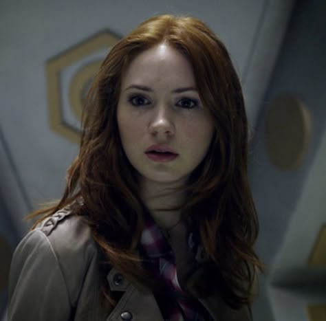 Amy Pond Cosplay, Karen Gillan Doctor Who, Doctor Who Amy Pond, Female Hair Styles, System Faceclaims, X Men Oc, Blood And Water, Diego Hargreeves, Karen Gillian