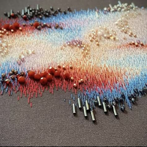 Abstract Bead Embroidery, Abstract Embroidery Designs, Gradient Embroidery, Bead Art Projects, Ombre Embroidery, Ombre Techniques, Wire Embroidery, Embroidery Abstract, Embroidery Organza