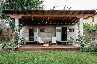 Boho Airstream, Camper Homestead, Porch For Camper, Camper House, Skoolie Ideas, Rv Shelter, Trailer Redo, Spartan Trailer, Caravan Home