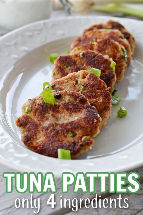 These tuna patties without eggs are delicious. With only four ingredients, they are super simple and take less than 30 minutes to make. Tuna Patties Easy, Tuna Cakes Recipe, Healthy Tuna Recipes, Tuna Patties Recipes, Tuna Fish Recipes, How To Make Tuna, Fish Patties, Cake Recipes Without Eggs, Lenten Recipes