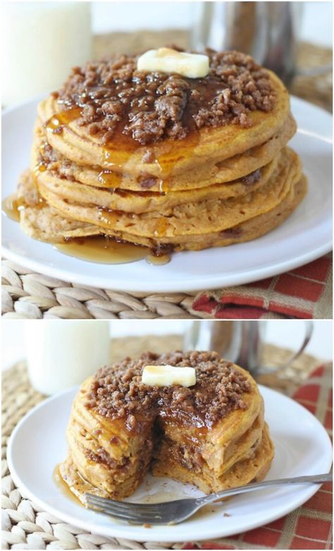 Panqueques De Streusel De Calabaza Cinnamon Streusel Pancakes, Amazing Pancakes, Pumpkin Spice Pancakes, Cinnamon Streusel, Pumpkin Pancakes, Fall Breakfast, What's For Breakfast, Fall Spices, Best Pumpkin