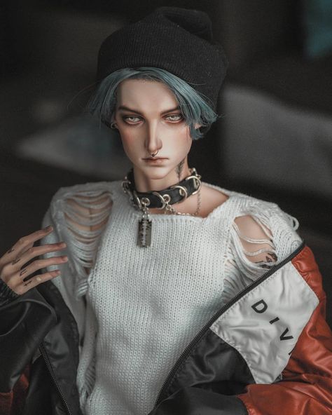 Dollfacedstudio on Instagram: “New Seth be a snack. 😭  #venitu #5thmotifvenitu #sd #bjd #balljointeddoll #doll #dollstagram #dollphotography #bjdphotography  #faceup…” Bjd Photography, Doll Photography, Ball Jointed Dolls, Snacks, Dolls, Tags, Photography, On Instagram, Instagram