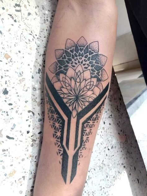 Leg Tattoo Men Shin, Mandala Leg Tattoo, Egyptian Eye Tattoos, Geometric Mandala Tattoo, Band Tattoo Designs, Egyptian Eye, Geometric Tattoos, Geometric Tattoo Design, Leg Tattoo Men