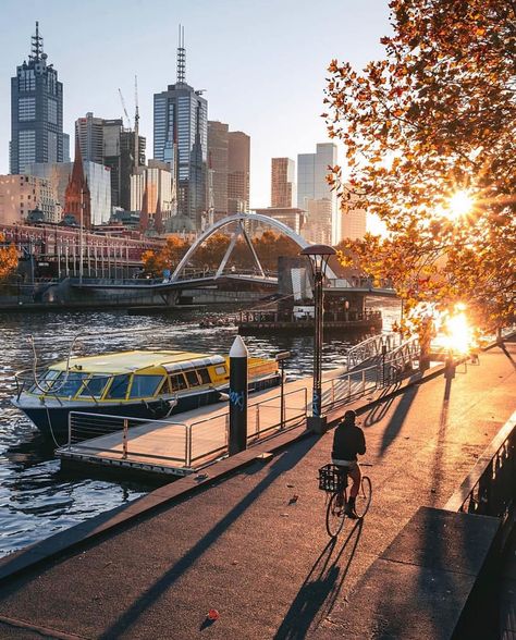 Australian Cities, Melbourne Aesthetic, Melbourne Photo Spots, Melbourne Docklands, Melbourne Attractions, Melbourne Suburbs, Travel Australia, Summer Inspo, Instagram Images