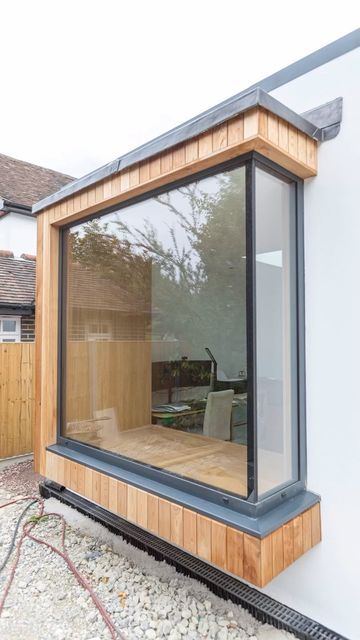 YES Glazing Solutions on Instagram: "Our new system. YES Frameless Bonded Glass Box 🤩 Contact us for a quote 📞 0808 278 7279 ⁠💻 www.yesglazing.co.uk Book your visit to our showroom (Booking Only) -⁠ 📍 ⁠Great South Street Farm, Westerham, TN16 2HP #yesglazingsolutions #internaldoors #steeldoors #doorlovers #interiordecor #steeldoor #doordecor #metaldoor #interiordesignideas #homedecorideas #property #propertylondon #homedecor #homedeco #homeinspiration #homeinspo" Chalet Bungalow, Bay Window Exterior, Glass Range, House Extension Ideas, Window Seat Kitchen, Modern Exteriors, Garden Room Extensions, Earth House, Home Extension