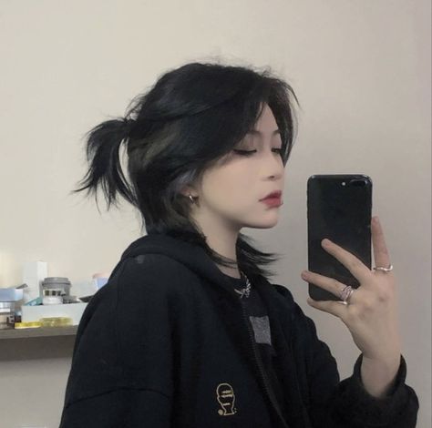 Short Hair Tomboy, Hair Color Streaks, Asian Short Hair, Tiktok Shop, Wolf Cut, Shot Hair Styles, Hair Stylies, Hair Stylist Life, Short Hair Haircuts