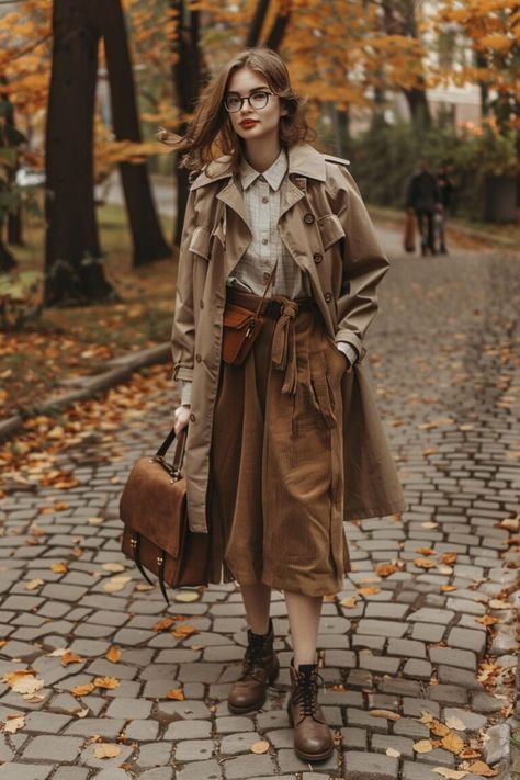 15 Dark Academia Autumn Outfits You Will Really Love! – fashionbylina.com Black Weeding Dress, Dark Academia Autumn, Dark Academia Look, Library Chic, Autumn Woman, Dark Academia Outfits, Dark Academia Outfit, Dark Academia Style, Academia Style