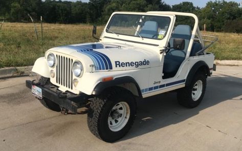 Original & Unmolested: 1980 Jeep Wrangler Renegade #USA #Jeep, #Renegade - https://barnfinds.com/original-unmolested-1980-jeep-wrangler-renegade/ Retro Jeep Wrangler, Cj5 Jeep, Suzuki Sierra, Vintage 4x4, Jeep Wrangler Renegade, Stealth Camping, Cj Jeep, Jeep Decals, Chevy Nomad