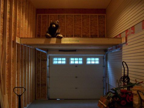 Over door mezzanine Garage Mezzanine Storage, Garage With Mezzanine, Mezzanine Storage Ideas, Garage Mezzanine Ideas, Garage Built Ins, Garage Loft Storage, Mezzanine Garage, Garage Mezzanine, Garage Room Conversion