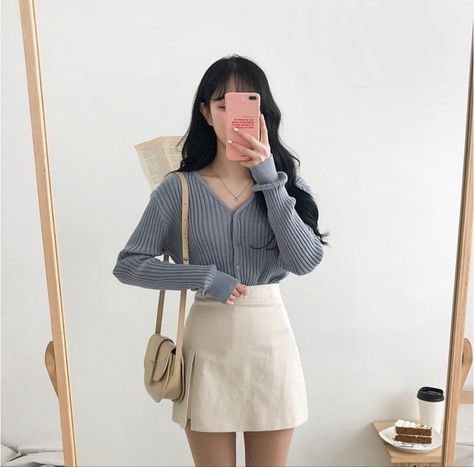 #ootdfashion#aesthetic#ootd#kfashion#korean#girl#uzzlang#outfit#wardrobe#fashion#clothes Outfit For Short Girl, Casual Outfits Petite, Short Girl Outfits, Petite Style Outfits, Confident Outfit, Short Girl Fashion, Korean Fashion Shorts, Short Skirts Outfits, Fashion For Girls