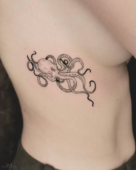 Cute Octopus Tattoo, Unique Jellyfish, Whimsical Princess, Maching Tattoos, Wrist Tattoo Cover Up, Tattoos Cute, 16 Tattoo, Tattoo Placements, Jellyfish Drawing