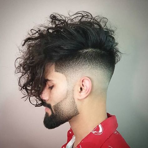 Men Long Hair, Man Bun Hairstyles, Undercut Long Hair, Shaved Side Hairstyles, Men Haircut Curly Hair, Haircut Pictures, Beard Hairstyle, Men Haircut, Long Hair Styles Men