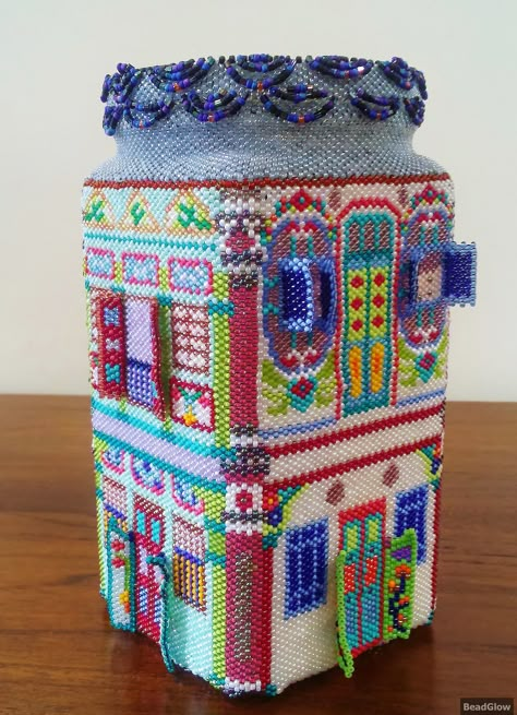 Peranakan Beading, Beaded House, Bead Tapestry, Seed Bead Bracelets Tutorials, Bead Bottle, Diy Kandi Bracelets, Jewels Diy, Seed Bead Crafts, Beadwork Designs