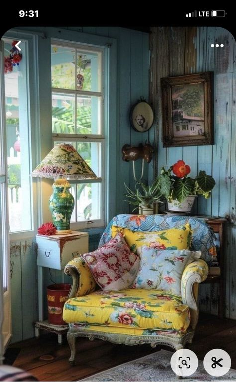 Cozy Window, Bright House, Vintage Decor Ideas, Cottage Core Home, Window Nook, Cozy Interior Design, Farmhouse Look, Casa Vintage, Cottage Interiors