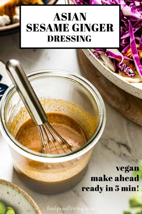 Ginger Dressing Recipe, Asian Sesame Dressing, Chicken Wing Marinade, Asian Salad Dressing, Asian Salads, Soy Ginger, Salads Chicken, Ginger Salad Dressings, Sesame Ginger Dressing