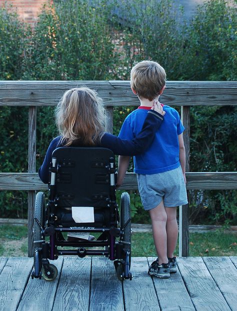 This school year I have the opportunity to work with a wheelchair bound student. Even though this is not an actual picture of the student, I often see what this picture depicts. Special Needs Photography Ideas, Special Needs Photography, Wheelchair Photography, Kids With Disabilities, Teacher Aesthetic, Needy People, Disabled Children, Manual Wheelchair, Physical Disabilities