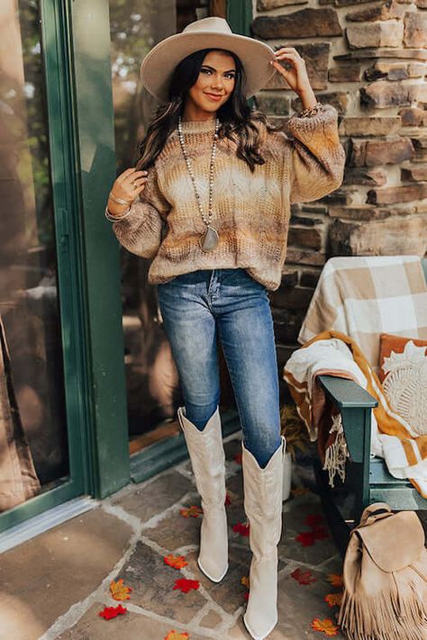 What to wear in Nashville in December and winter? Check this post for the best style guide for your Nashville holiday season and winter trip, and the 60+ best Nashville outfits in December and winter to shop for directly. Cowgirl Style Outfits Winter, Nashville In December, Winter Rodeo Outfit, Winter Western Outfits Women, Winter Cowgirl Outfit, Winter Western Outfits, What To Wear In Nashville, Nashville Style Outfits, Country Outfits Women