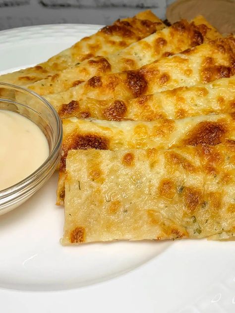 Garlic Fingers with Donair Sauce - Hot Rod's Recipes Garlic Fingers Recipe, Garlic Fingers With Hot Honey, Garlic Pizza Dipping Sauce, Garlic Butter Dipping Sauce For Pizza, Papa Johns Garlic Dipping Sauce, Dominos Garlic Butter Dipping Sauce, Pizza Pizza Garlic Dipping Sauce, Garlic Fingers, Donair Sauce