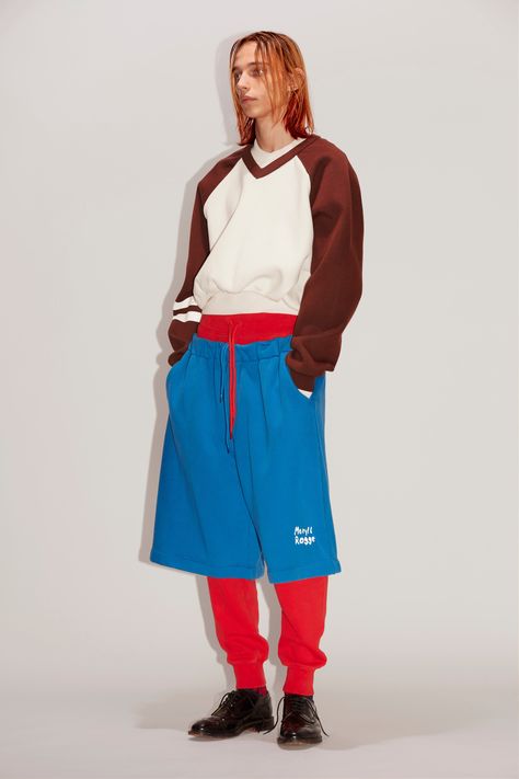 Sports Mix Fashion, Sportswear Editorial, Sports Wear Fashion, Spring 2023 Ready To Wear, Outdoor Sportswear, Chapeau Cowboy, Mens Editorial, 2023 Ready To Wear, Vintage Sportswear