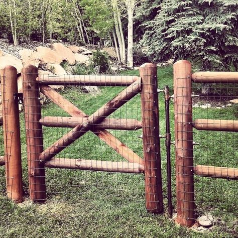 Utah Lodge Pole Rusting Fencing – Standard Fence – Quality Utah Fencing Log Fencing, Log Fence Ideas, Livestock Fencing, Rustic Fencing, Farm Fencing, Log Fence, Livestock Fence, Livestock Shelter, Wood Fencing