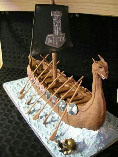 Nordic Party Theme, Viking Cake Topper, Viking Ship Cake, Viking Cake Ideas, Viking Birthday Cake, Viking Cake, Viking Birthday, Viking Food, Viking Party