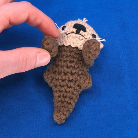 Easy Crochet Animals Free, Small Crochet Animal Patterns, Otter Crochet Pattern Free, Crochet Sea Otter, Otter Amigurumi, Club Crochet, Crochet Stuffies, Cutest Crochet, Crochet Summer Hats