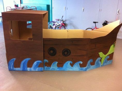 Cardboard Pirate Ship, Pirate Costume Diy, Cardboard Boat, Pirate Crafts, Pirate Boats, Cardboard Box Crafts, Pirate Theme Party, Pirate Day, Pirate Birthday Party