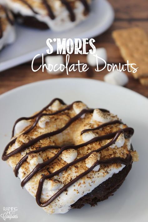 S'Mores Chocolate Donut Smores Donut, Raspberry Bars, Chocolate Donut, Cheesecake Ice Cream, Chocolate Heaven, Chocolate Donuts, Chocolate Raspberry, Donut Recipes, Bakery Recipes