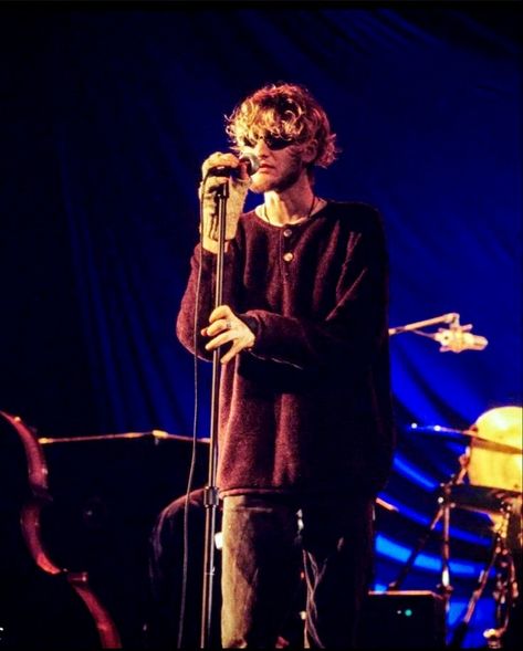 Layne Staley Fashion, Mad Season Band, Layne Stanley, 90s Grunge Bands, Mad Season, Jerry Cantrell, 90s Fashion Men, Layne Staley, Grunge Guys