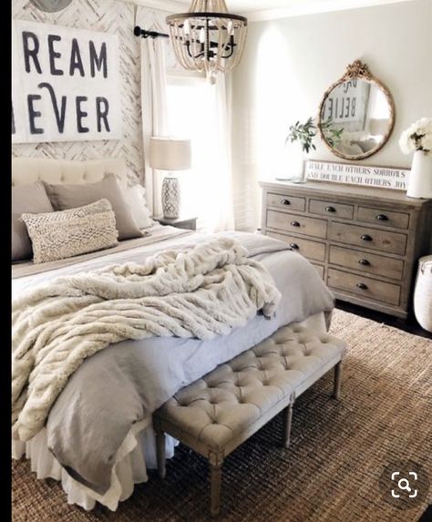 Bedroom Decor Romantic, Rustic Farmhouse Bedroom, Romantic Bedroom Decor, Glam Bedroom, Interior Minimalista, Rustic Glam, Farmhouse Bedroom Decor, Farmhouse Bedroom, Cheap Decor