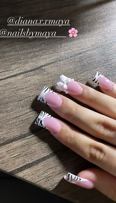 Short Acrylic Duck Nails, Freestyle Nail Sets, Classy Duck Nails, Short Duck Nails Acrylic Junk, Short Duck Nails Acrylic Y2k, Y2k Short Junk Nails, Y2k Duck Nails Short, Subtle Duck Nails, Cute Short Duck Nails