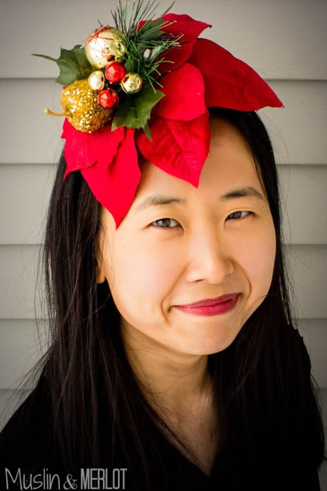 The perfect Ugly Christmas Sweater accessory - Make a Poinsettia Fascinator! Poinsettia Crafts, Christmas Headband Diy, Christmas Costumes Diy, Christmas Headdress, Christmas Costumes Women, Christmas Headpiece, Diy Costumes Women, Christmas Hair Accessories, Christmas Wear