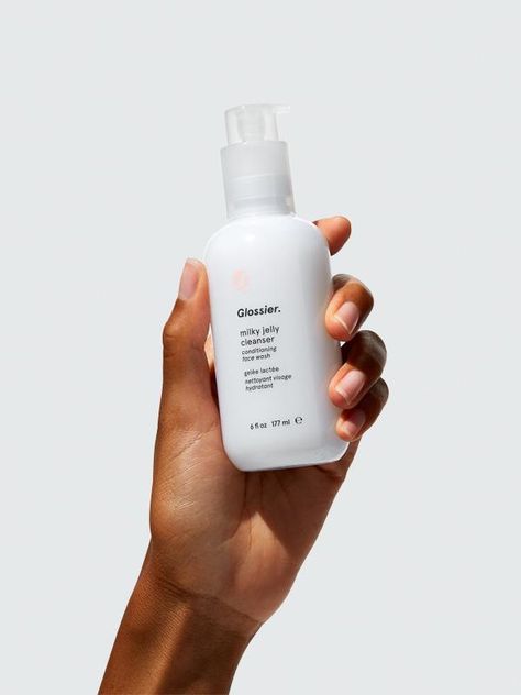 Our gentle facial cleansing gel that washes away makeup and grime at night and preps skin in the morning. Face wash that leaves all skin types healthy and soft. Milk Jelly Cleanser, Skincare Glossier, Glossier Cosmetics, Milk Jelly, Stretch Concealer, Jelly Cleanser, Milky Jelly Cleanser, Priming Moisturizer, Skin Prep