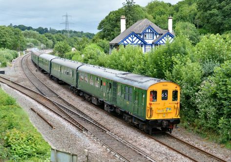 Southern Trains, British Railways, Southern Railways, Electric Train, British Rail, Train Photography, Southern Region, Electric Locomotive, Speed Training