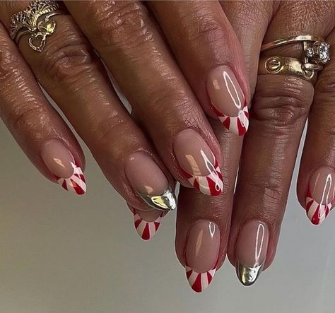 Nail Idea French Tip, French Nails For Christmas, Nail Idea French, Silver French Nails, Christmas Mani, Acrylics Nails, Candy Cane Nails, Nails Christmas, Nail Idea