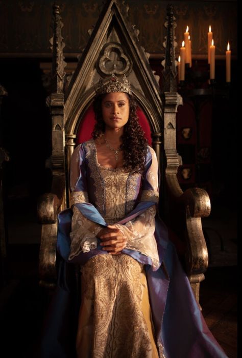 Merlin Gwen, Library Stairs, Merlin Tv Series, Angel Coulby, Stairs Wall, Merlin Show, Merlin Series, Best Celebrity Halloween Costumes, Merlin Fandom