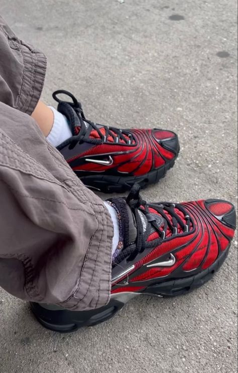 Skepta Air Max Tailwind, Skepta Tailwind, Nike Skepta, Nike Air Max Tailwind, Mode Shoes, Dr Shoes, Denim On Denim, Shoe Wishlist, Funky Shoes