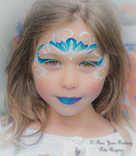 Cinderella Face Paint, Frozen Face Paint, Elsa Makeup, Mermaid Face Paint, Princess Face Painting, Disney Princess Makeup, Christmas Face Painting, Frozen Face, Girl Face Painting