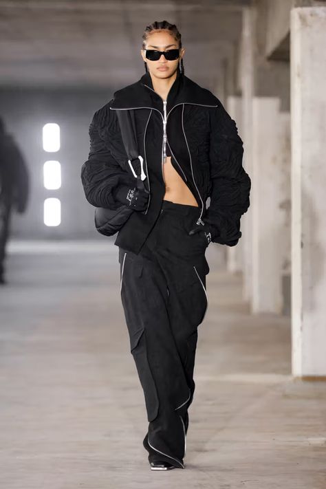 Convertible Clothing, Heliot Emil, Fall 2023 Ready To Wear, 2023 Ready To Wear Collection, 2023 Ready To Wear, Runway Collection, Fall 2023, Runway Models, Fashion Show Collection