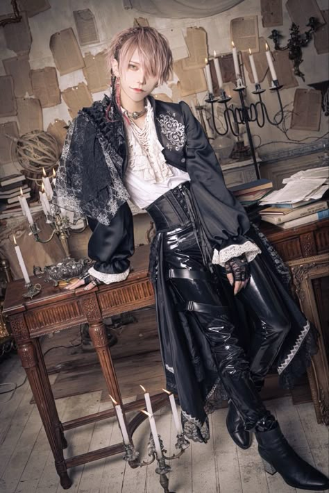 Vkei Outfit Men, Angura Kei Fashion, Vkei Clothes, Ouji Fashion Male, Headshot Reference, Vkei Outfits, Poses Headshot, V Kei, Visual Kei Outfits