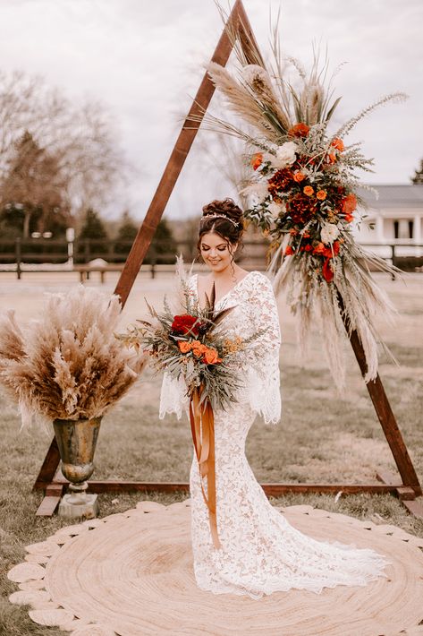 boho bride with geometric arch and pampas flowers. Triangle Backdrop, Wicker Wedding, Wedding Pampas, Boho Outdoor Wedding, Backdrop Boho, Boho Wedding Backdrop, Boho Wedding Ceremony, Macrame Table, Wedding Reception Decor