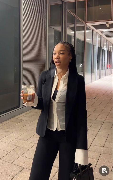 Law Intern Outfits Women, Black Female Lawyer Fashion, Business Woman Aesthetic Black Women, Lawyer Aesthetic Black Female, Lawyer Woman Aesthetic Black, Lawyer Outfit Black Women, Law Firm Interview Outfit, Interview Outfits Black Women, Lawyer Black Women