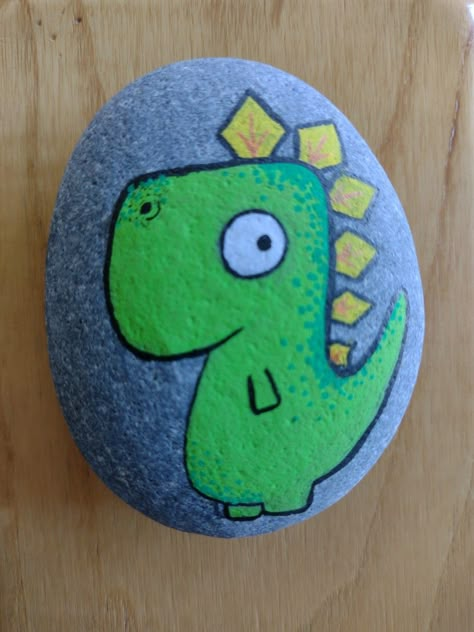 Painted Rocks Dinosaur, Dinosaur Rock Painting Ideas, Dinosaur Painted Rocks Ideas, Dinosaur Rock Painting, Dinosaur Rock, Simple Rock Painting, I Got A Rock, Rock Art Ideas, Story Stones